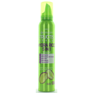 Garnier Fructis Style fixační pěna pro vlnité a kudrnaté vlasy 200 ml