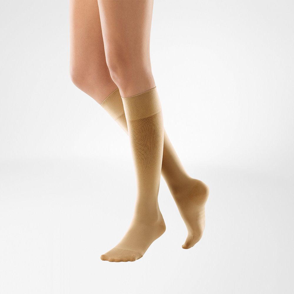 Bauerfeind Venotrain Micro ad Knee Highs Long Ccl1 плюс крем с открытым носком M